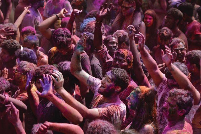 פסטיבל הצבעים בהודו